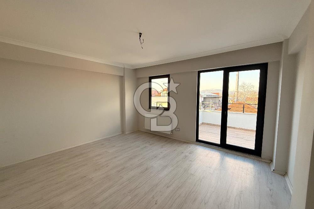 KOCAELİ GÖLCÜK SATILIK GENİŞ 1+1 ÇATI DUBLEKS DAİRE