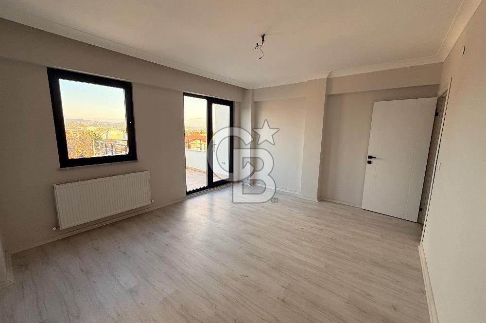 KOCAELİ GÖLCÜK SATILIK GENİŞ 1+1 ÇATI DUBLEKS DAİRE