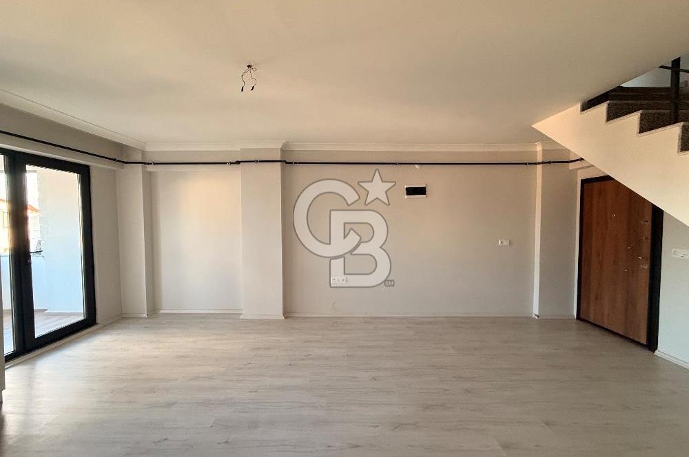 KOCAELİ GÖLCÜK SATILIK GENİŞ 1+1 ÇATI DUBLEKS DAİRE