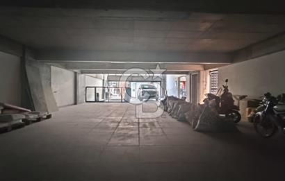 Topraklık Mah. Halk Cad. Yakın 1000m² Sıfır Kiralık İş Yeri Bina