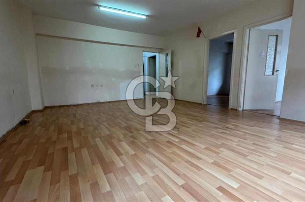 DEMET 4. CADDE SATILIK 3+1 DAİRE