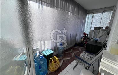 CADDE ÜZERİ YÜKSEK GİRİŞ ALTI DAİRE GENİŞ CAM BALKONLU 2+1