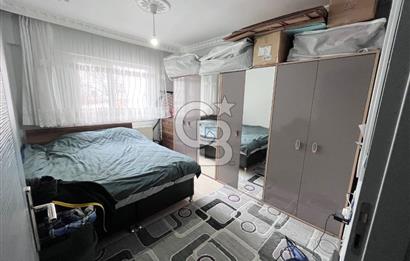 CADDE ÜZERİ YÜKSEK GİRİŞ ALTI DAİRE GENİŞ CAM BALKONLU 2+1