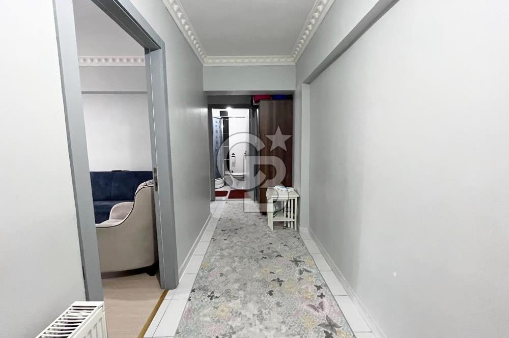 CADDE ÜZERİ YÜKSEK GİRİŞ ALTI DAİRE GENİŞ CAM BALKONLU 2+1