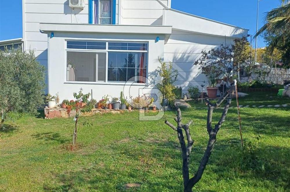 SEFERİHİSAR ULAMIŞ’TA | MÜSTAKİL TAPULU | 750 m² ARSA İÇİNDE | 3+1 (5+1’e UYGUN) VİLLA