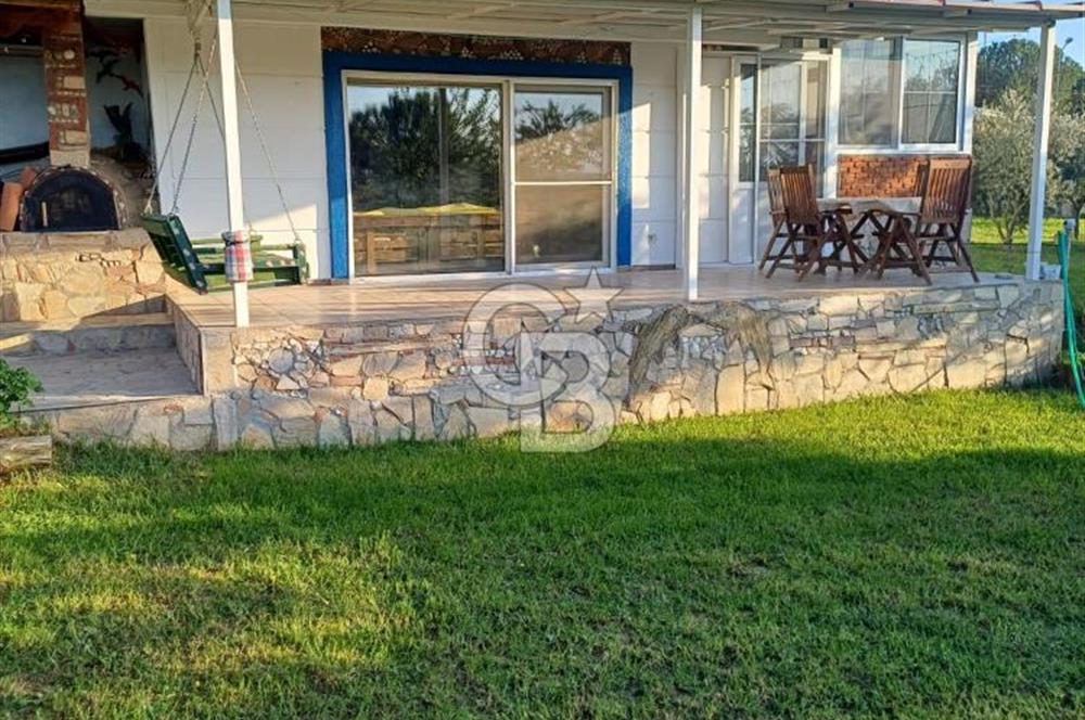 SEFERİHİSAR ULAMIŞ’TA | MÜSTAKİL TAPULU | 750 m² ARSA İÇİNDE | 3+1 (5+1’e UYGUN) VİLLA