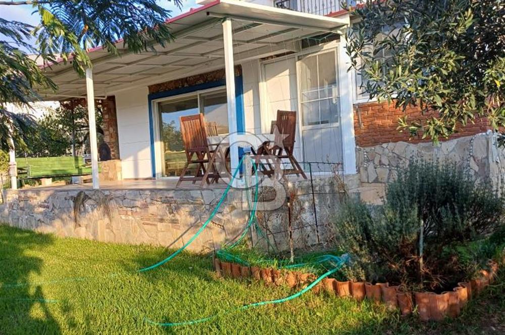 SEFERİHİSAR ULAMIŞ’TA | MÜSTAKİL TAPULU | 750 m² ARSA İÇİNDE | 3+1 (5+1’e UYGUN) VİLLA