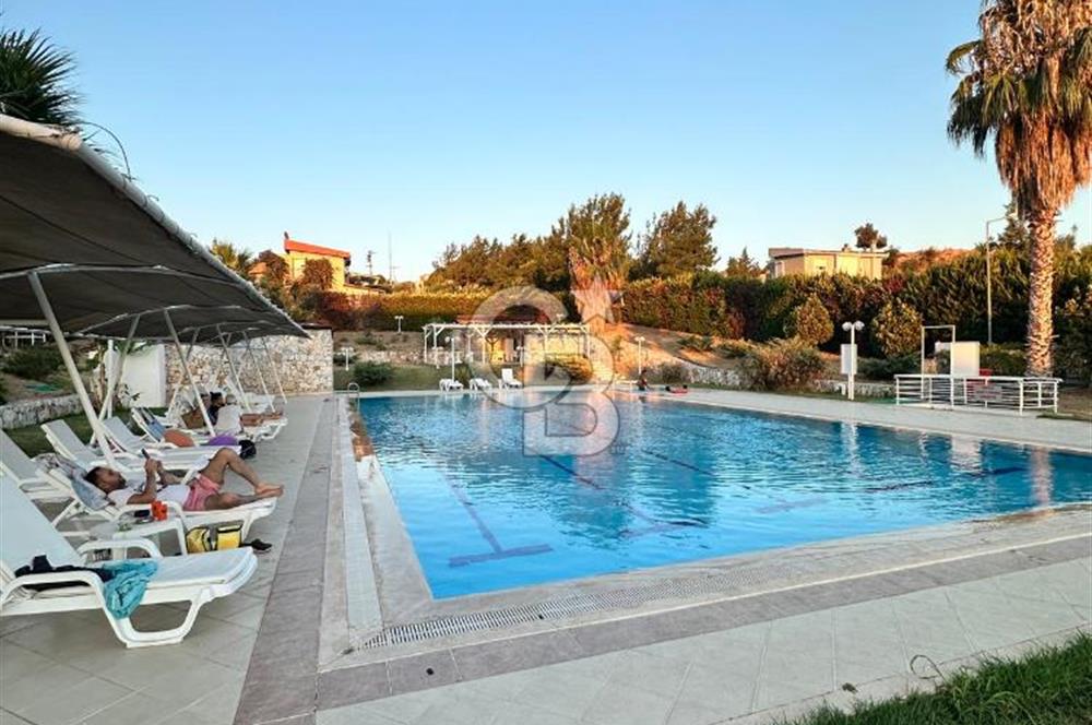 SEFERİHİSAR ULAMIŞ’TA | MÜSTAKİL TAPULU | 750 m² ARSA İÇİNDE | 3+1 (5+1’e UYGUN) VİLLA