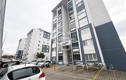 Buca Aydoğdu Mah.de Toki Konutları'nda Tadilatlı Arakat 2+1 Satılık Daire