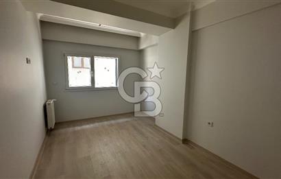 izmir Karşıyaka Yalı Mahallesinde Kiralık 2+1 Daire