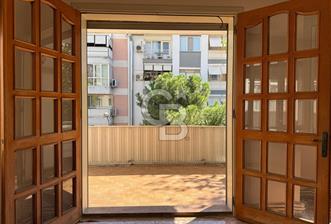 Bornova Küçükpark'ta Yeşilliklere Bakan Ferah 3+1 Daire - 2 - 325857