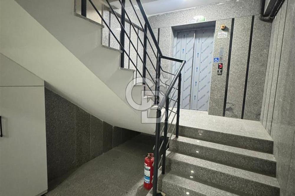 KİRALIK İstiklal Cad. Üzeri | Sıfır | 3+1 | Çift Banyolu | 160 m² Ortak Teras | Otoparklı