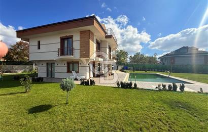 SİLİVRİ GÖL KONAKLARI'NDA MÜSTAKİL HAVUZLU SATILIK VİLLA