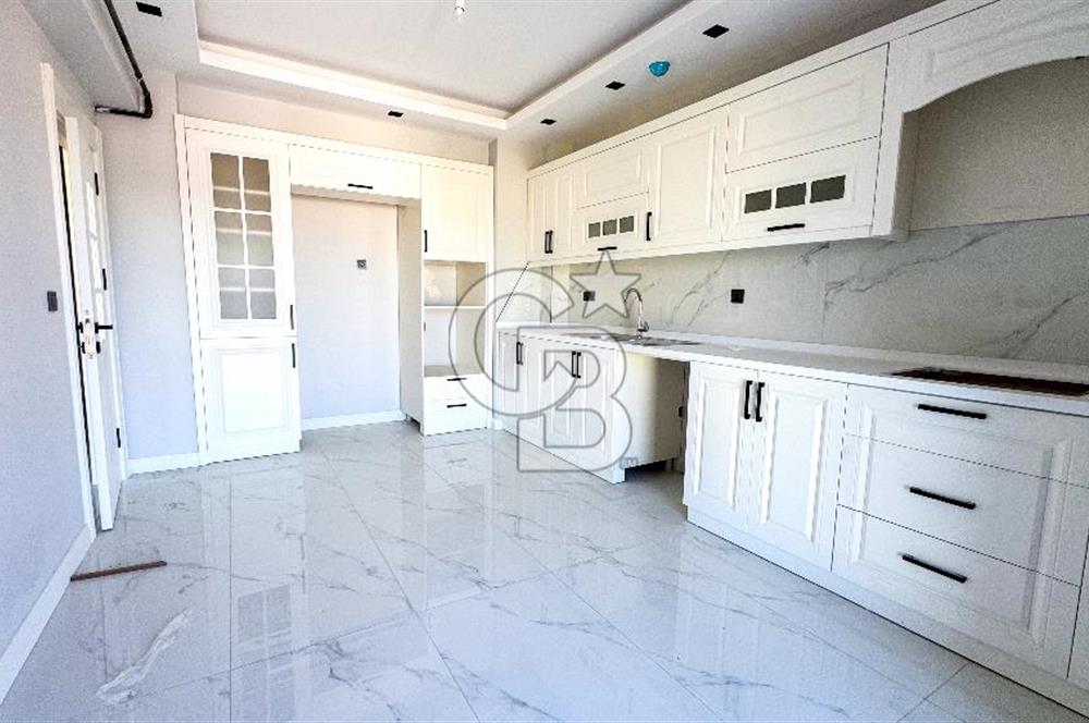 UĞURMUMCU ÖZİNANLARDA 3+1 GENİŞ SATILIK DAİRE