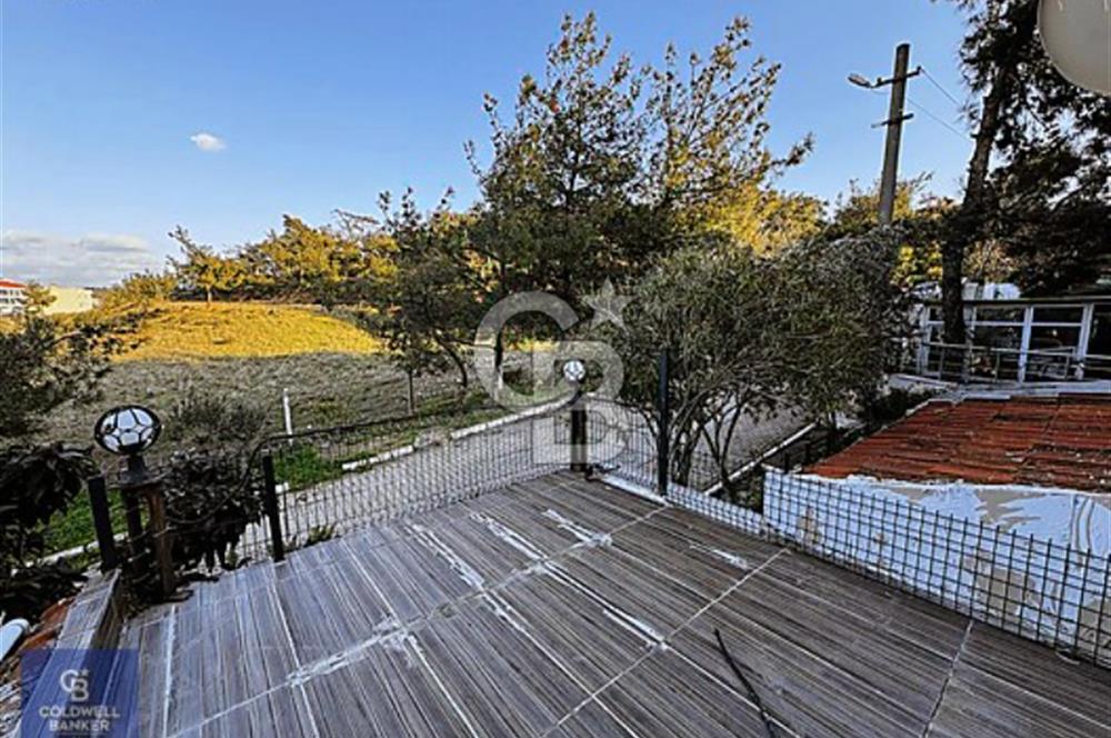 Denizle Komşu, Sıcak Yaz Akşamlarına Eşlik Eden Bir Yazlık