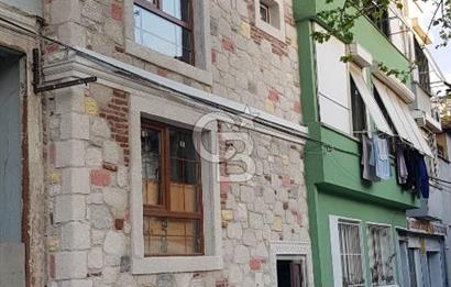 Basmane Metroya 1 Dakika – 4 Katlı Komple Kiralık Bina