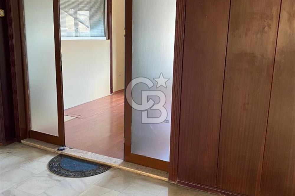 KIZILAY GAMA İŞ MERKEZİNDE 2+1 KİRALIK OFİS