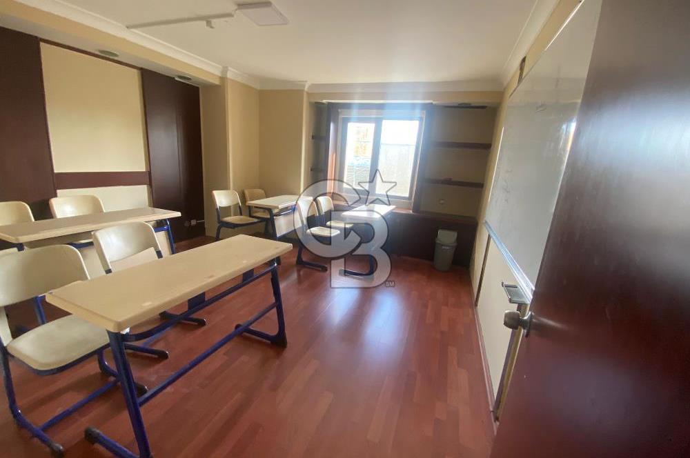 KIZILAY GAMA İŞ MERKEZİNDE 2+1 KİRALIK OFİS