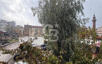 Basmane Metroya 1 Dakika – 4 Katlı Komple Kiralık Bina