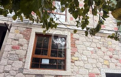 Basmane Metroya 1 Dakika – 4 Katlı Komple Kiralık Bina