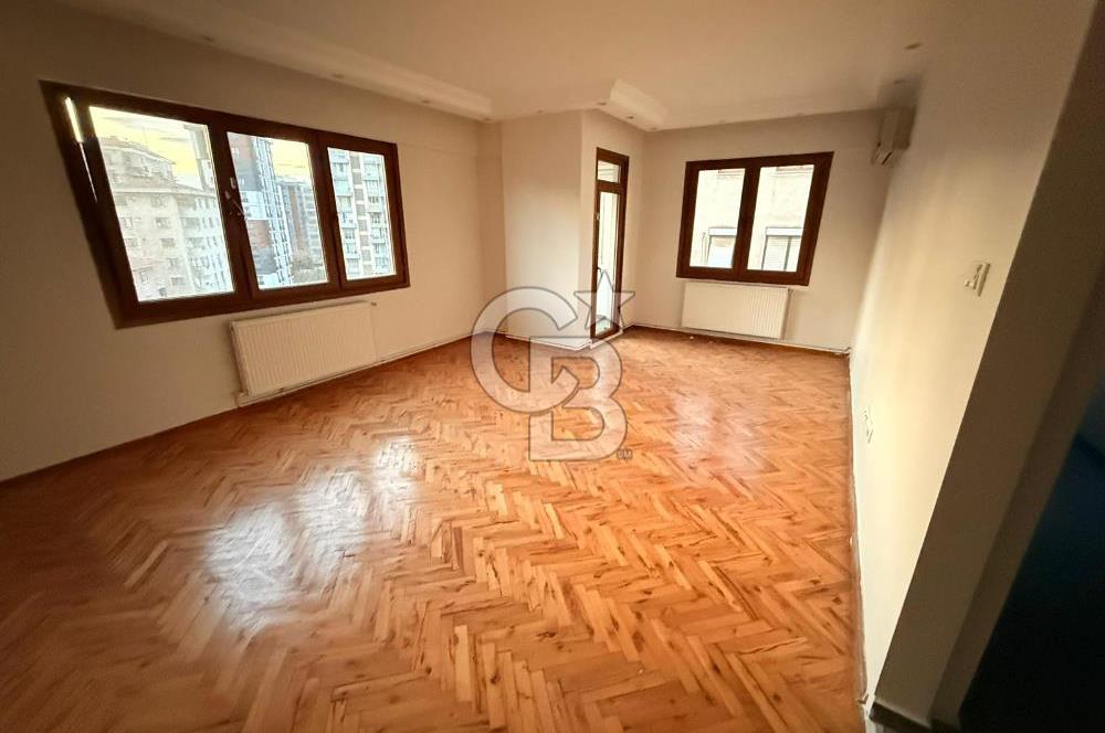 Kadıköy Bostancıda Seçkin Konumda, Ferah Satılık Daire