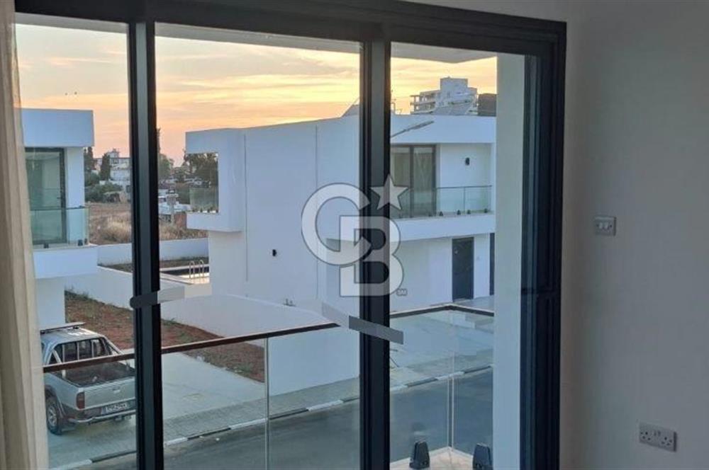 YENİBOĞAZİÇİ TWINS SALAMIS MÜSTAKİL HAVUZLU DUBLEKS 3+1 SATILIK VİLLA