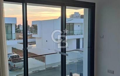 YENİBOĞAZİÇİ TWINS SALAMIS MÜSTAKİL HAVUZLU DUBLEKS 3+1 SATILIK VİLLA