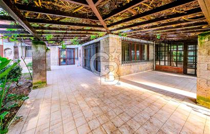 KARTAL DRAGOS'TA 1022 M2 ARSA İÇERİSİNDE SATILIK EMSALSİZ VİLLA