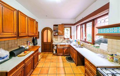 KARTAL DRAGOS'TA 1022 M2 ARSA İÇERİSİNDE SATILIK EMSALSİZ VİLLA