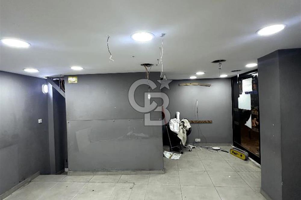 Kurtuluş'ta Yaya Trafiği Yüksek -80 m² 3 katlı Dükkan