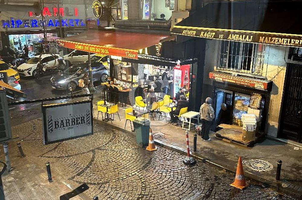 Kurtuluş'ta Yaya Trafiği Yüksek -80 m² 3 katlı Dükkan