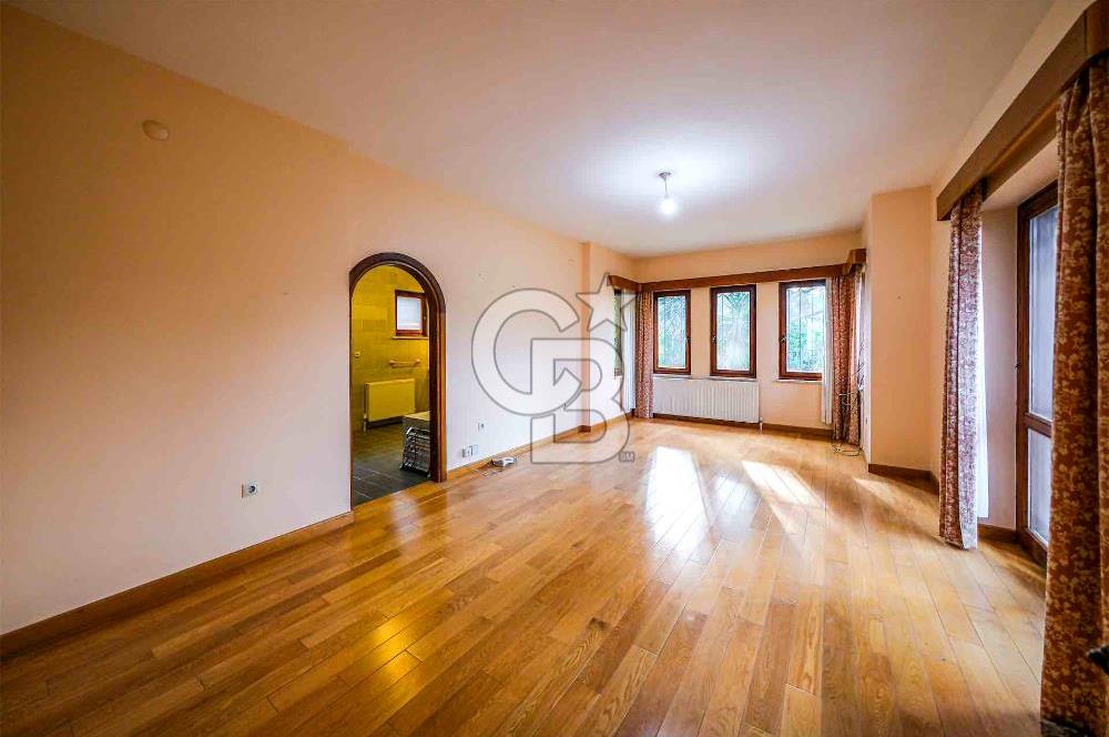 KARTAL DRAGOS'TA 1022 M2 ARSA İÇERİSİNDE SATILIK EMSALSİZ VİLLA