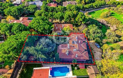KARTAL DRAGOS'TA 1022 M2 ARSA İÇERİSİNDE SATILIK EMSALSİZ VİLLA