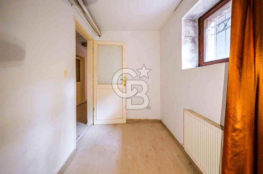 KARTAL DRAGOS'TA 1022 M2 ARSA İÇERİSİNDE SATILIK EMSALSİZ VİLLA