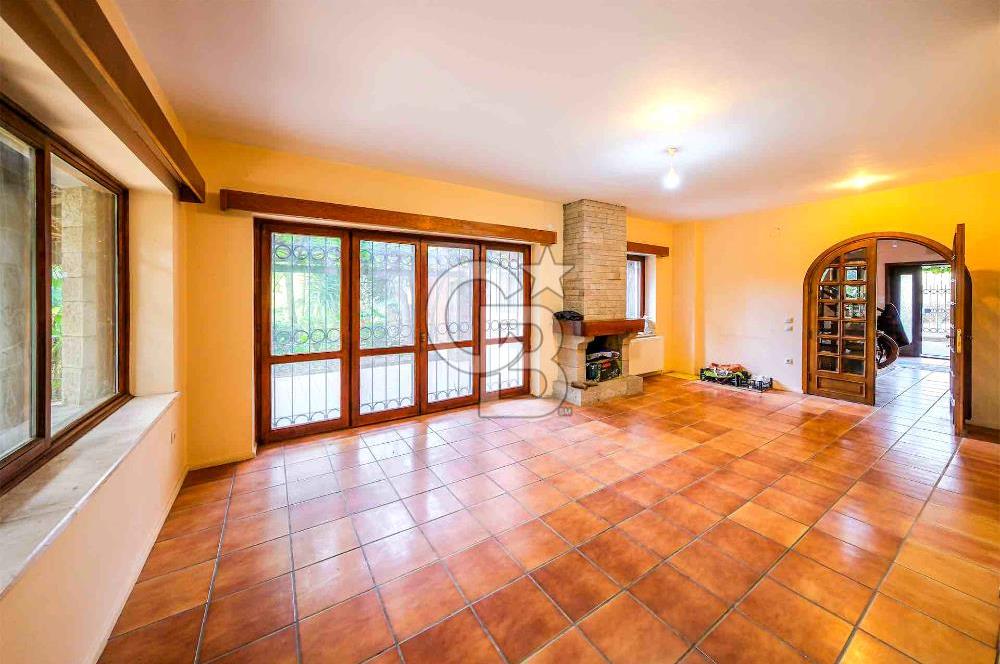 KARTAL DRAGOS'TA 1022 M2 ARSA İÇERİSİNDE SATILIK EMSALSİZ VİLLA