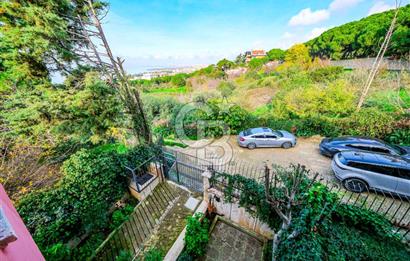 KARTAL DRAGOS'TA 1022 M2 ARSA İÇERİSİNDE SATILIK EMSALSİZ VİLLA