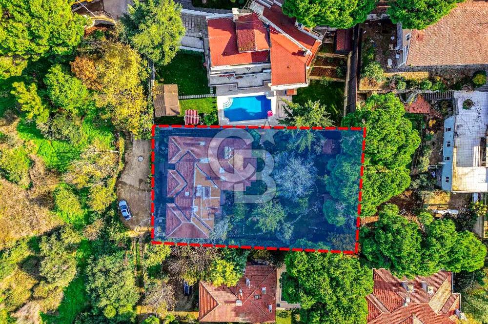KARTAL DRAGOS'TA 1022 M2 ARSA İÇERİSİNDE SATILIK EMSALSİZ VİLLA