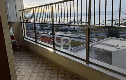 BAYRAKLI -NALDÖKEN'DE DENİZ MANZARALI 3+1 DAİRELER.