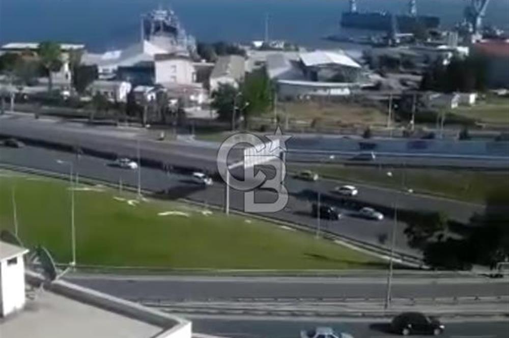 BAYRAKLI -NALDÖKEN'DE DENİZ MANZARALI 3+1 DAİRELER.