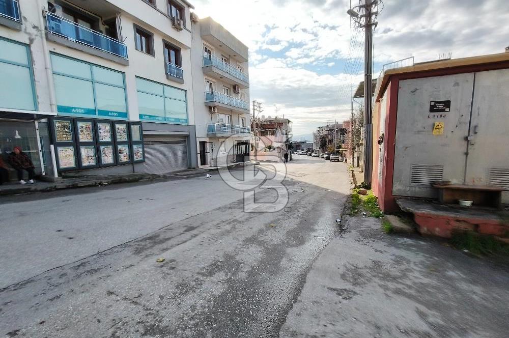 Karşıyaka Cumhuriyet Mah. Kaya Prestij Site Yakınında Satılıl Arsa