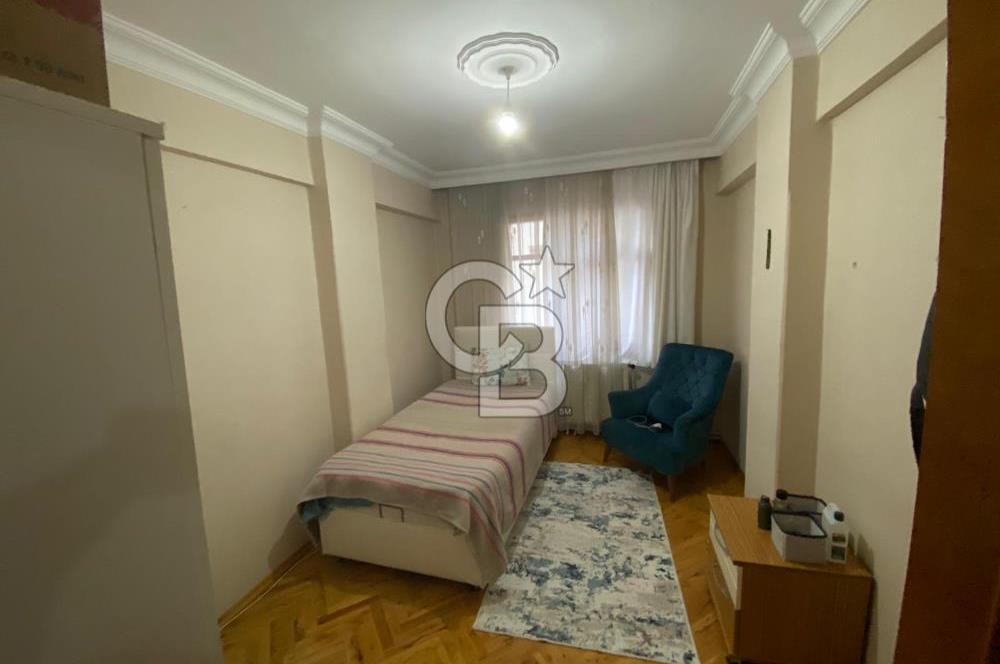 SARAYLAR CADDESİNDE MERKEZİ AMA SAKİN LOKASYON 3+1 DAİRE!