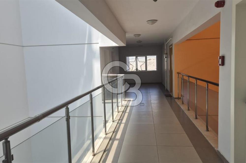 Oyak Buca 2.Etap 3 Cepheli, Havuz ve Park Manzaralı Kiralık 3+1