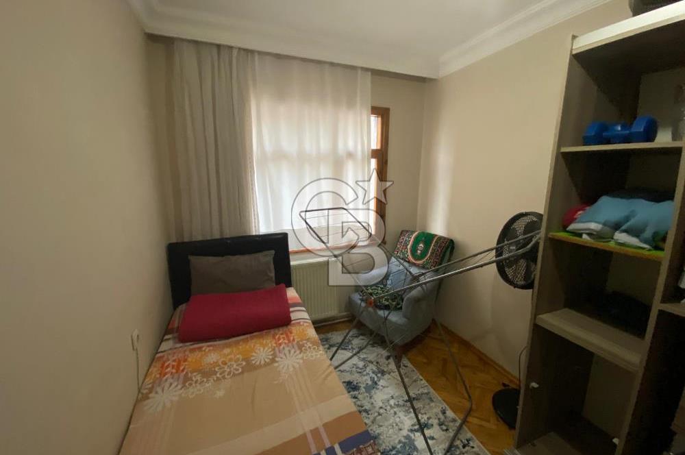 SARAYLAR CADDESİNDE MERKEZİ AMA SAKİN LOKASYON 3+1 DAİRE!