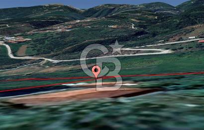 Salihli Çamurhamamında 28070 m² Altın Değerinde Satılık Tarla