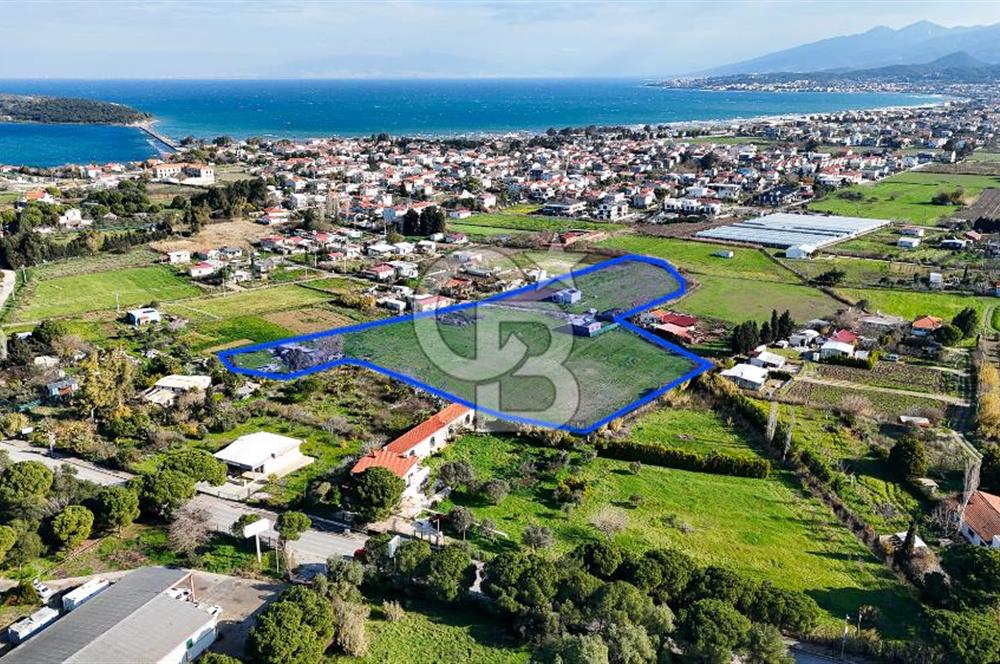 Urla İskele Ağaçlı Yolda Satılık Tarla