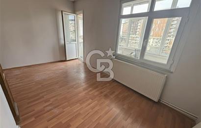 Nev Çarşı Karşısı Valide-i Atikte Ferah Manzaralı Daire 