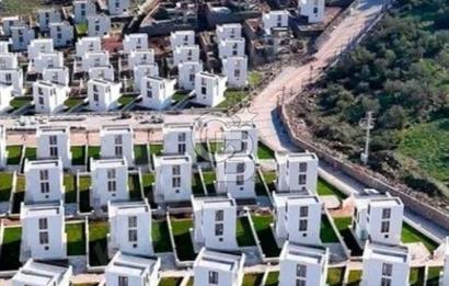 ÇANDARLI PEYKO ROGE MARINE’DE DENİZE SIFIR 3+1 VİLLA KOOPERATİF HİSSESİ