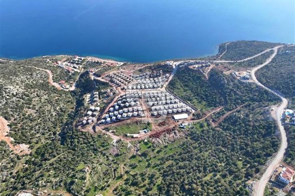 ÇANDARLI PEYKO ROGE MARINE’DE DENİZE SIFIR 3+1 VİLLA KOOPERATİF HİSSESİ