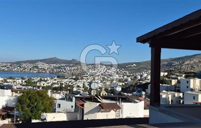 Bodrum Gündoğan'da Denize Yürüme Mesafesinde Tripleks Villa