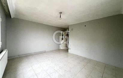 Karşıyaka Zübeyde Hanım Mahallesi'nde 3+1 Satılık Boş Daire